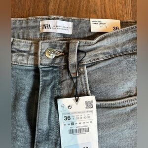 Zara Gray Denim High-Rise Jeans
